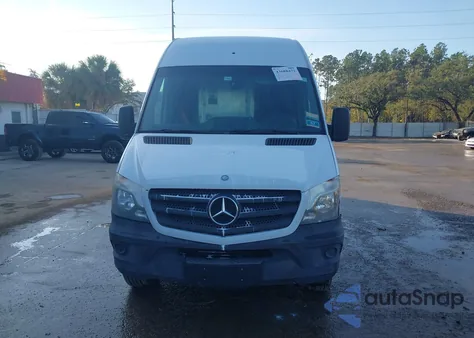 2015 Mercedes-Benz Sprinter 2500 High Roof z USA, uszkodzony, nr VIN WD3PE8DB2FP127501